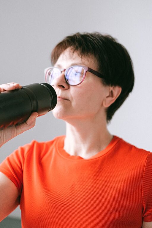 Egyszerű tippek, hogy több vizet igyál minden nap